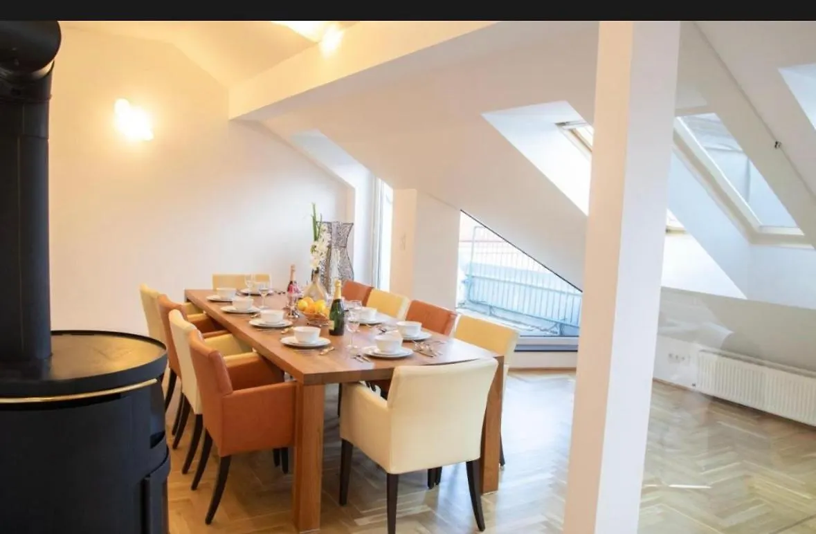 Penthouse Apartments Viena