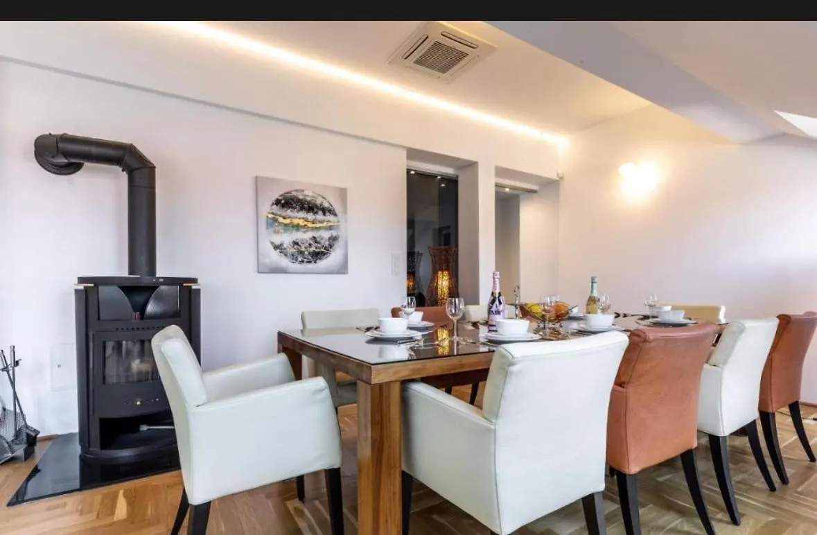 Penthouse Apartments Viena 0*,  Austria