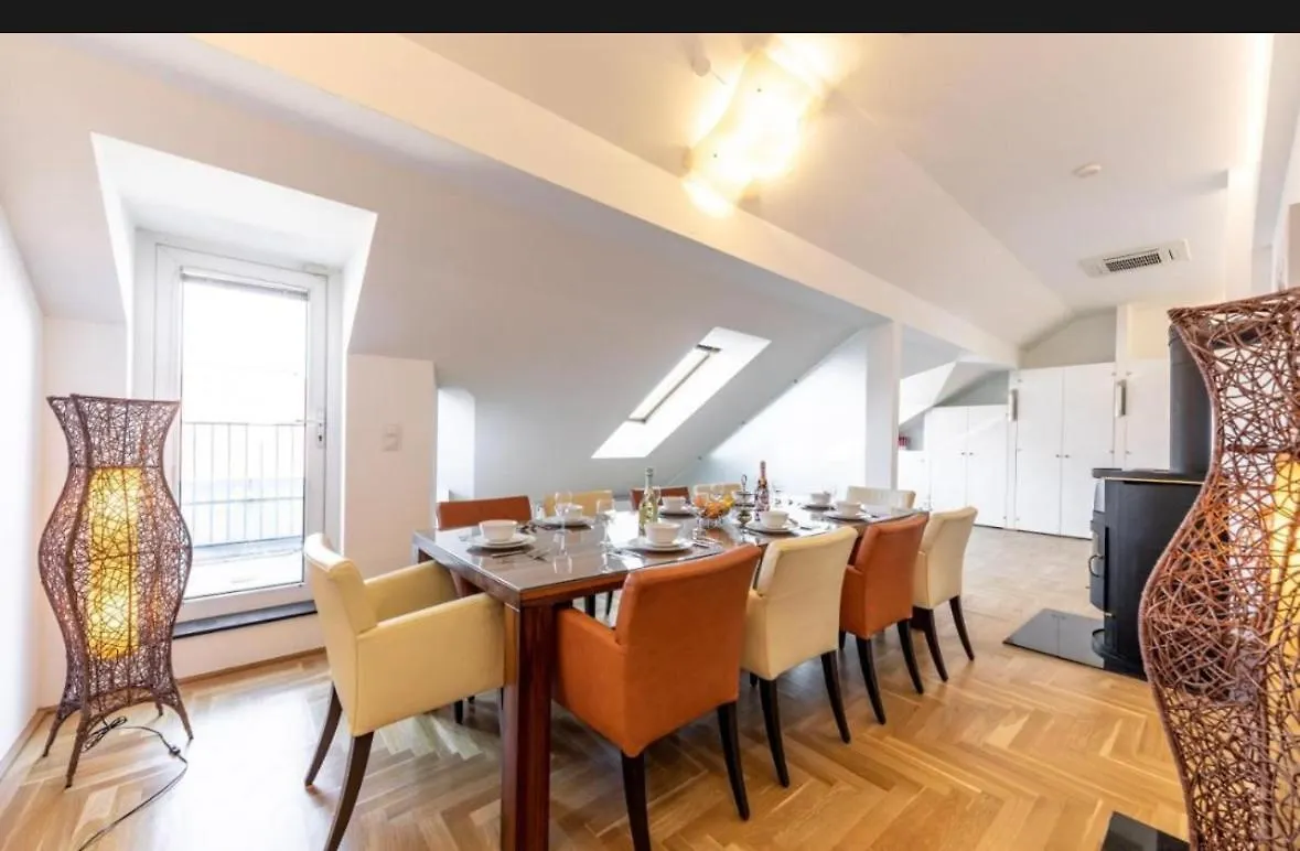 Penthouse Apartments Viena 0*,  Austria